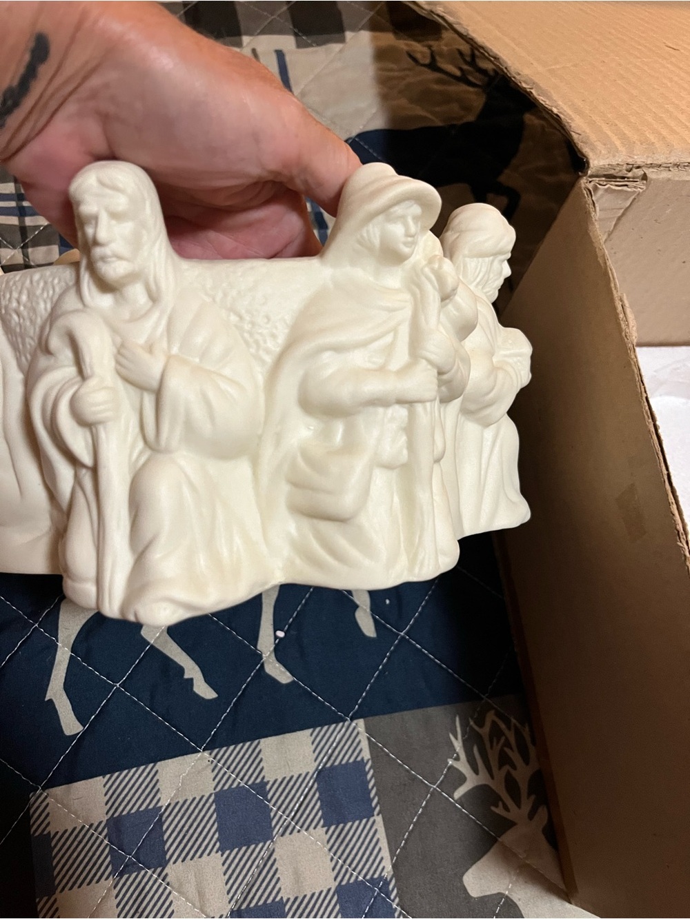 NIB RARE NATIVITY CIRLE CANDLE HOLDER - Picture 3 of 9